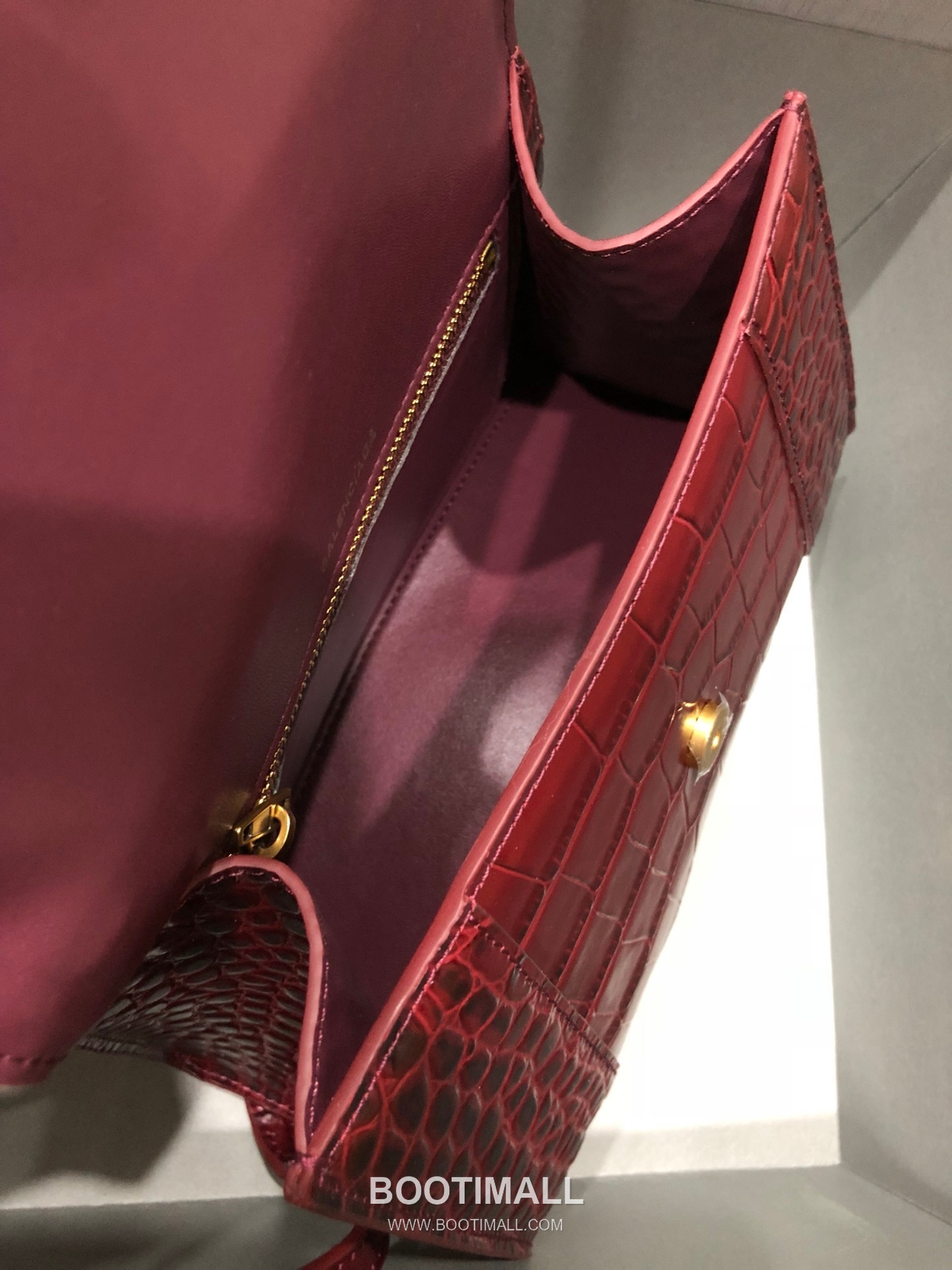 Balenciaga Hourglass Crocodile Embossed Leather Top Handle Bag 발렌시아가 아워글래스 크로커다일 엠보싱 가죽 탑핸들 백 24cm 8