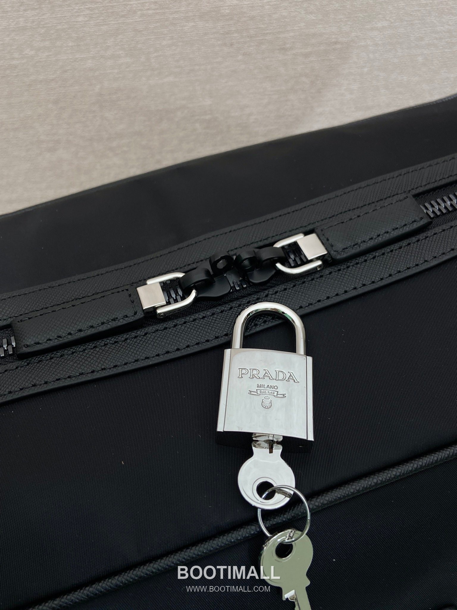 Prada Re-Nylon Travel Bag 2VC014 프라다 리나일론 사피아노 가죽 트리밍 트래블백 45cm 7