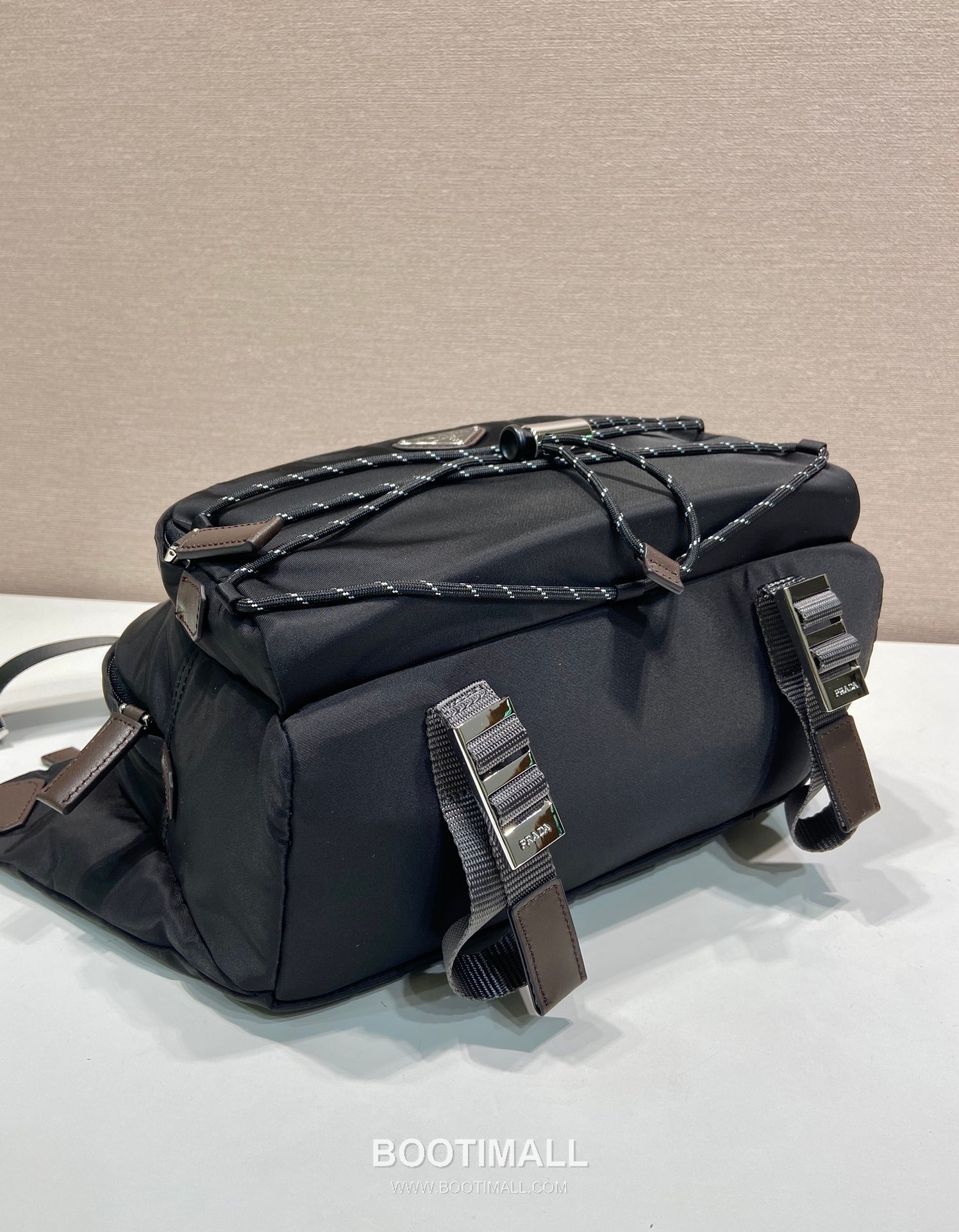 Prada Re-Nylon Messenger Bag 2VH201 프라다 리나일론 사피아노 가죽 트리밍 메신저백 30cm 5