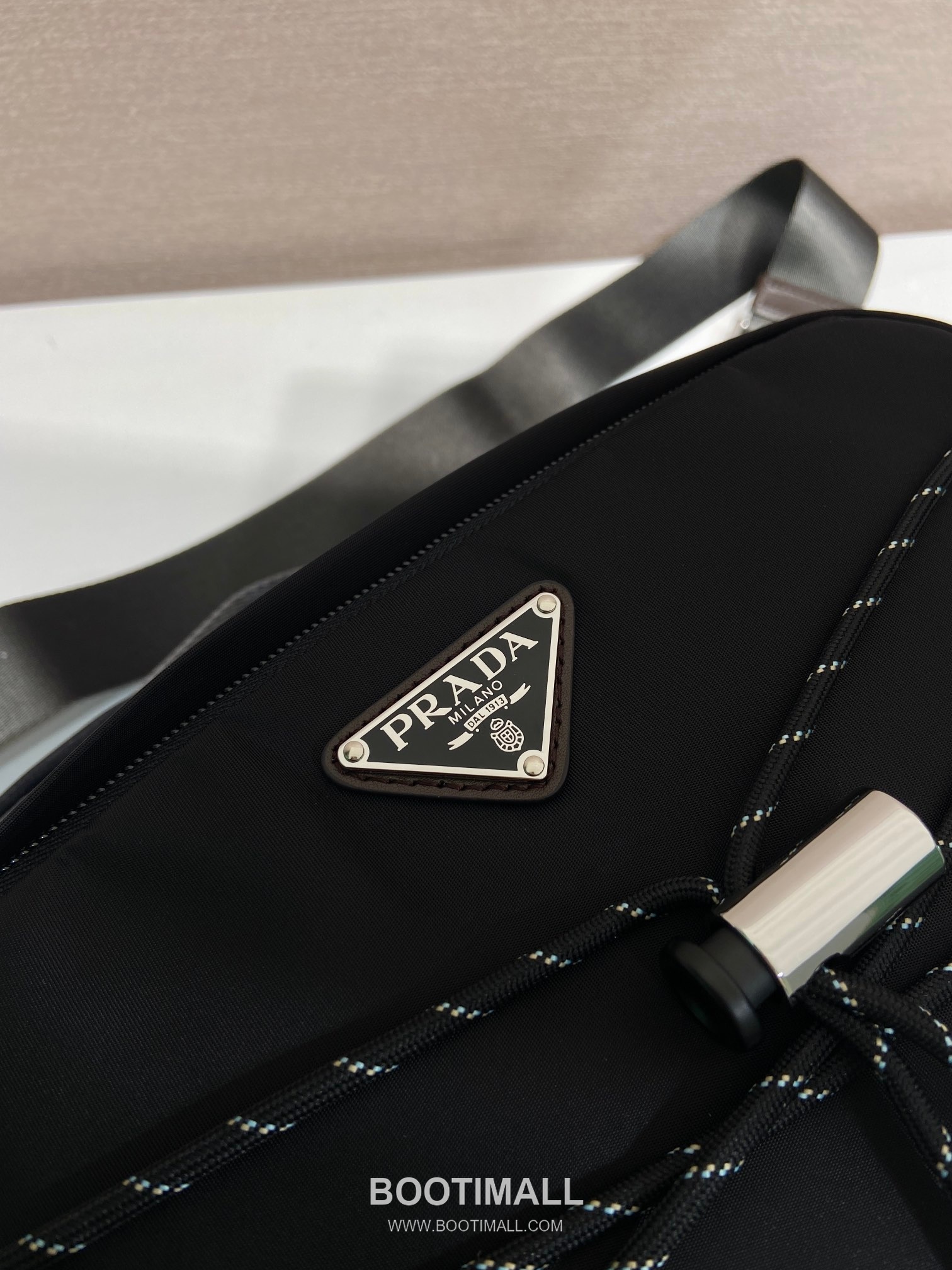 Prada Re-Nylon Messenger Bag 2VH201 프라다 리나일론 사피아노 가죽 트리밍 메신저백 30cm 7