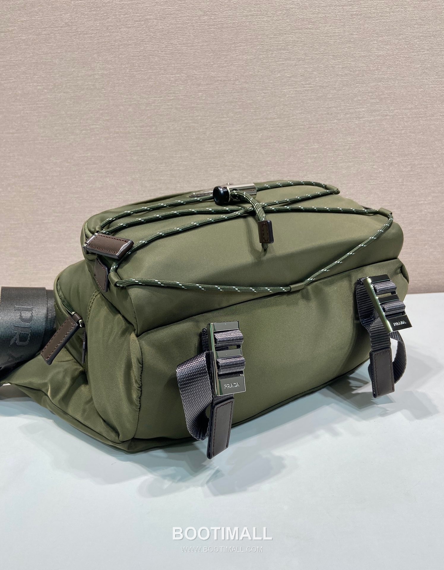 Prada Re-Nylon Messenger Bag 2VH201 프라다 리나일론 사피아노 가죽 트리밍 메신저백 30cm 5