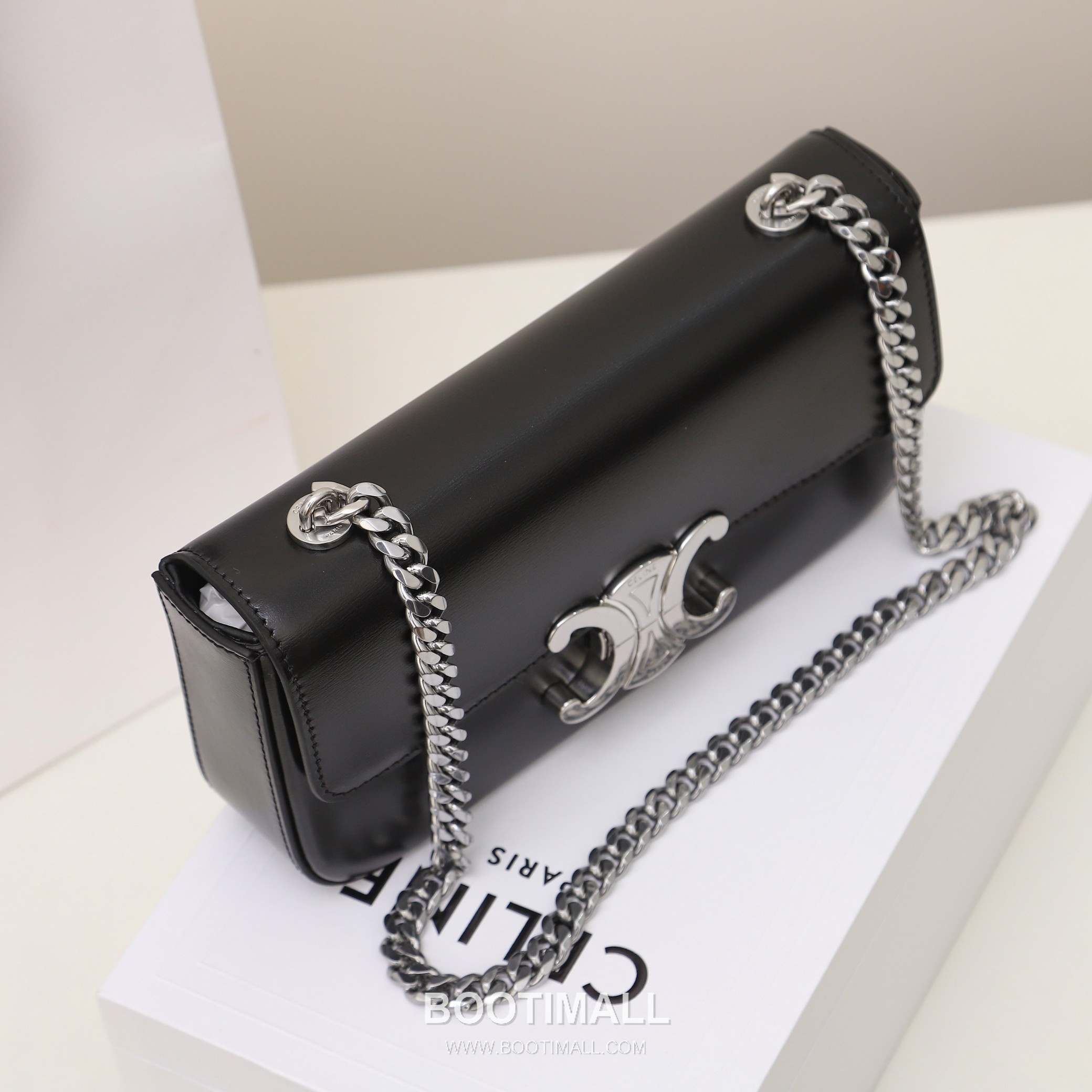 CELINE Triomphe Chain Leather Shoulder Bag 197993 셀린느 트리옹프 체인 카프스킨 숄더백 20.5cm 8