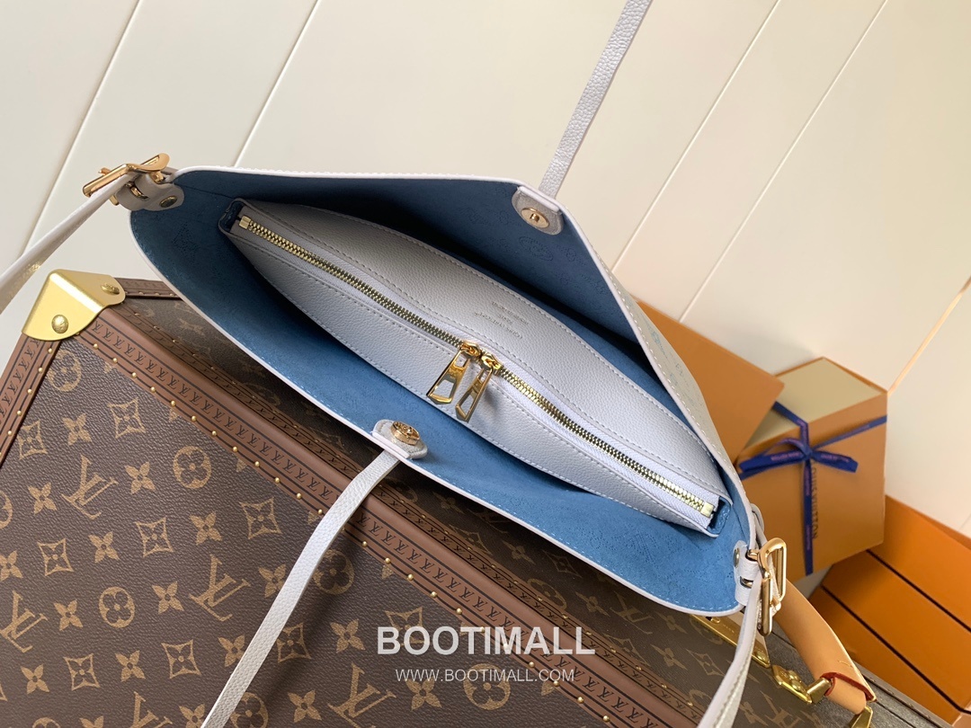 Louis Vuitton Flore Perforated Leather Shoulder Bag 루이비통 플로르 퍼포레이티드 레더 숄더백 28cm 9