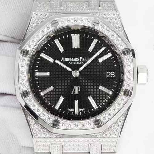 Audemars Piguet Royal Oak Jumbo Extra-Thin 오데마피게 로열오크 점보 엑스트라 씬 16202BC 풀 다이아 블랙다이얼 은장 39mm