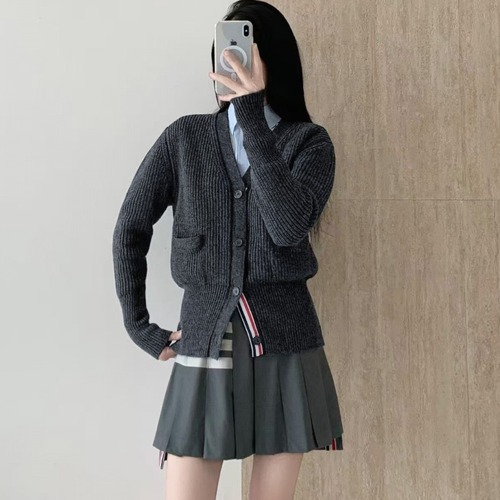 Thom Browne 4-Bar Wool V-Neck Knit Cardigan 톰브라운 4바 울 브이넥 니트 가디건 그레이