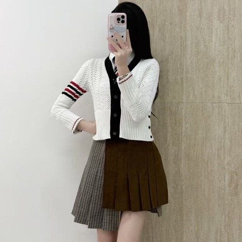 Thom Browne 4-Bar Cropped Cable Knit Cardigan 톰브라운 4바 크롭 케이블 니트 가디건 화이트