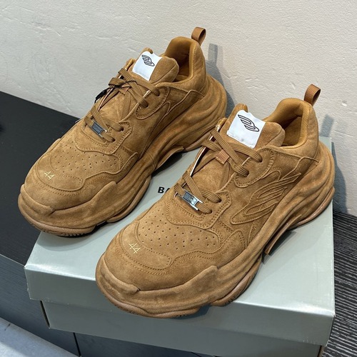 Balenciaga Triple S Tape Type Sneaker 발렌시아가 트리플 S 테이프 타입 스니커즈 브라운