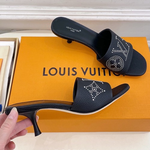 Louis Vuitton 6AM Studded Kitten Heel Mule Calfskin Leather Slides 루이비통 6AM 스터드 키튼힐 뮬 송아지 가죽 슬라이드굽높 블랙 5.5cm