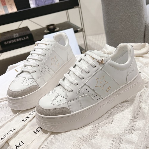 Dior Platform Thick Sole Suede Leather Star Detail Casual Sneakers 디올 플랫폼 두꺼운 밑창 스웨이드 레더 스타 디테일 캐주얼 스니커즈 굽높이약 5cm