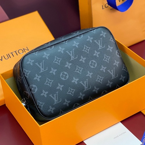 Louis Vuitton Toiletry Pouch PM Monogram Canvas Black Leather Trim Clutch Bag 루이비통 토일러트리 파우치 PM M46578 모노그램 캔버스 블랙 레더 트리밍 클러치백 26cm