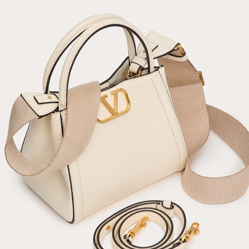 Valentino Garavani VSLING Grained Leather Beige Top Handle Bag 발렌티노 가라바니 브이슬링 그레인드 레더 베이지 탑핸들백