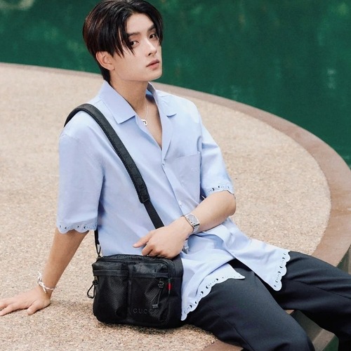 Gucci GG Messenger Bag 834474 Black Nylon Leather Crossbody Bag 구찌 834474 메신저백 블랙 나일론 레더 크로스백 28cm