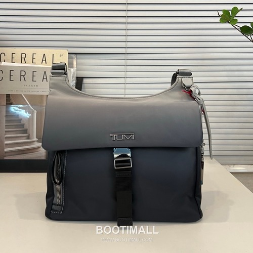 TUMI Voyageur 196658 Nylon Gradient Crossbody Bag 투미 보야지 196658 나일론 그라데이션 크로스백 29cm