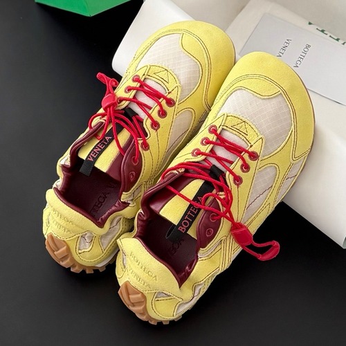 Bottega Veneta Summer 26 Suede Sneakers Suede White Sneakers 보테가 베네타 서머 26 스웨이드 스니커즈 스웨이드 옐로우 스니커즈