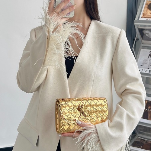 Bottega Veneta Andiamo Flap Wallet Intrecciato Leather Gold Long Wallet 보테가 베네타 안디아모 플랩 장지갑 인트레치아토 레더 골드 19cm