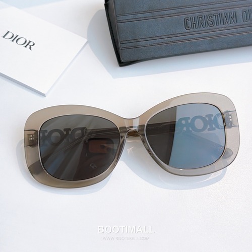 Dior Crystal Sunglasses Acetate, Crystal Black 디올 크리스탈 선글라스 아세테이트, 크리스탈 블랙 145cm