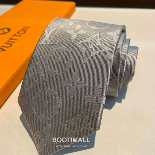 Louis Vuitton Diamonds V Tie Silk Jacquard Black 루이비통 다이아몬즈 V 넥타이 실크 자카드 블랙