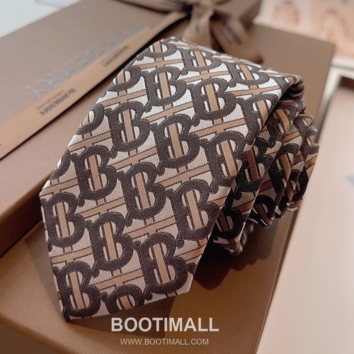 Burberry TB Logo Tie Silk Jacquard Tonal 버버리 TB 로고 넥타이 실크 자카드 톤온톤
