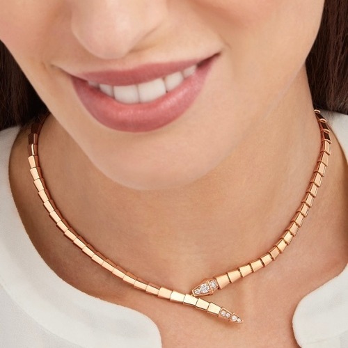 Bulgari Serpenti Necklace 18K Gold, Diamond 불가리 세르펜티 목걸이 18K 골드, 다이아몬드