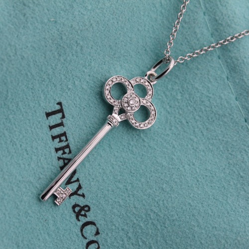 Tiffany Key Pendant 18K Gold, Diamond Necklace 티파니 키 펜던트 18K 골드, 다이아몬드 목걸이