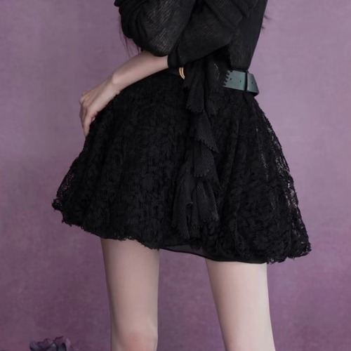 Dior Floral Appliqué Skirt 디올 플로럴 아플리케 스커트