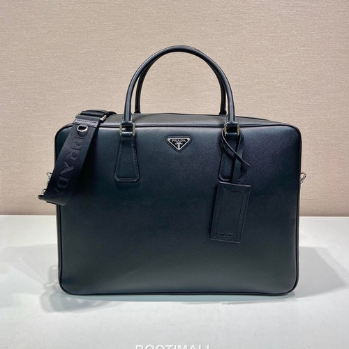 Prada Oversized Briefcase Cross-Grain Calf Leather Black 프라다 특대 브리프케이스 2VE026 크로스그레인 카프 레더 블랙 42cm