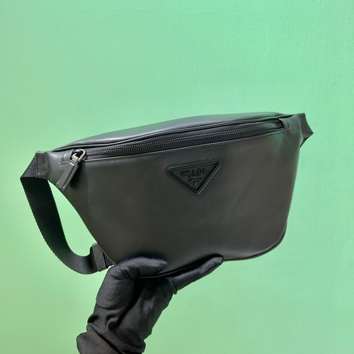 Prada All-Leather Belt Bag Calfskin Leather Black 프라다 올 레더 벨트백 2VL033 카프스킨 레더 블랙 33cm