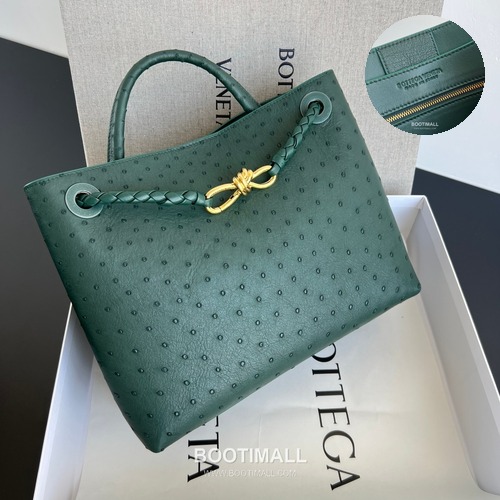 Bottega Veneta Andiamo Medium Ostrich Leather Black Top Handle Bag 보테가 베네타 안디아모 미디엄 오스트리치 레더 블랙 토트백 32cm