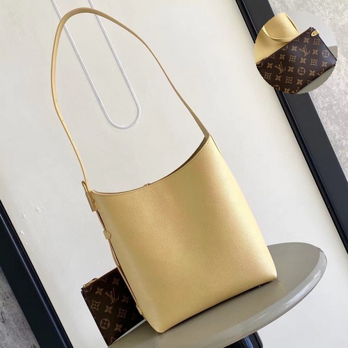Louis Vuitton Low Key Hobo Small Smooth Calfskin Beige Hobo Bag 루이비통 로우 키 호보 스몰 M25352 스무스 카프스킨 베이지 호보백 28cm
