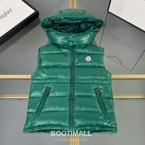 Balenciaga Classic Down Vest Cotton Blend White 발렌시아가 클래식 다운 베스트 코튼 블렌드 화이트
