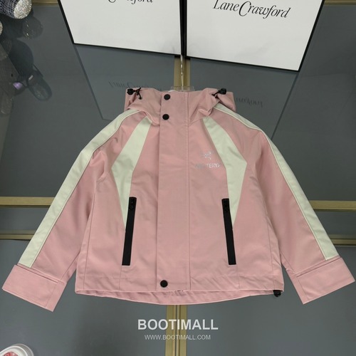 Arc'teryx Tri-Layer Hooded Shell Black Windbreaker 아크테릭스 트라이 레이어 후드 쉘 블랙 바람막이