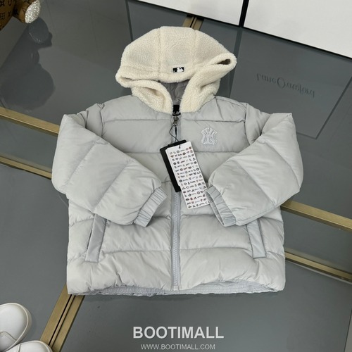 Balenciaga NY Letter Down Down Down Jacket 발렌시아가 NY 레터 다운 다운 다운 재킷