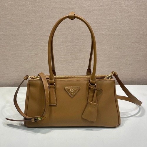Prada Saffiano Leather Top Handle Bag 1BA457 프라다 사피아노 가죽 토트백 28cm