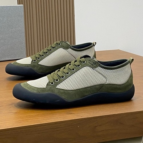 Prada Enamel Triangle Leather Sneaker Leather Sneakers 프라다 에나멜 트라이앵글 레더 스니커즈 레더