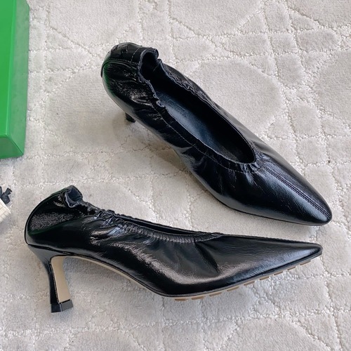 Bottega Veneta Classic Witch Square-Toe Pump Calfskin Black 보테가 베네타 클래식 위치 스퀘어토 펌프스 송아지가죽 블랙 굽높이약 7cm
