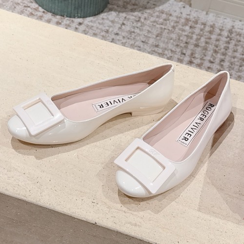 Roger Vivier Patent Leather Buckle Flat 로저 비비에 페이턴트 레더 버클 플랫 2cm