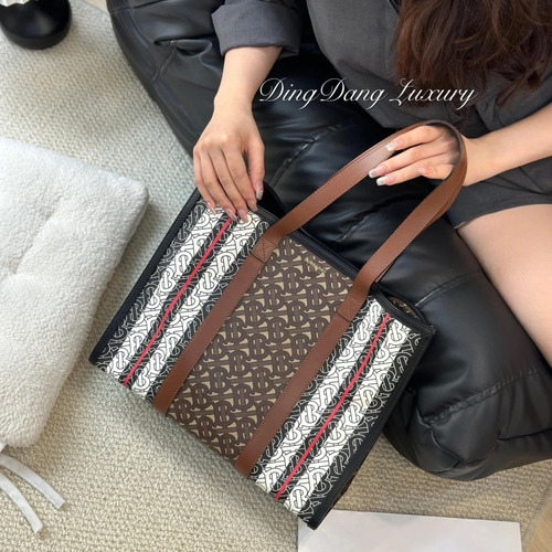 Burberry Eco Canvas 383155 Tote Bag 버버리 에코 캔버스 383155 토트백 35cm