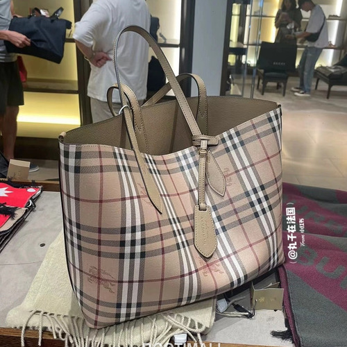 Burberry Reversible Shopping 400143 Shopper Bag 버버리 리버서블 쇼핑 400143 쇼퍼백 46cm