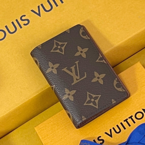 Louis Vuitton Pocket Brushed Monogram Leather Brown Card Holder 루이비통 포켓 브러시드 모노그램 M60502 가죽 브라운 카드홀더 11.1cm