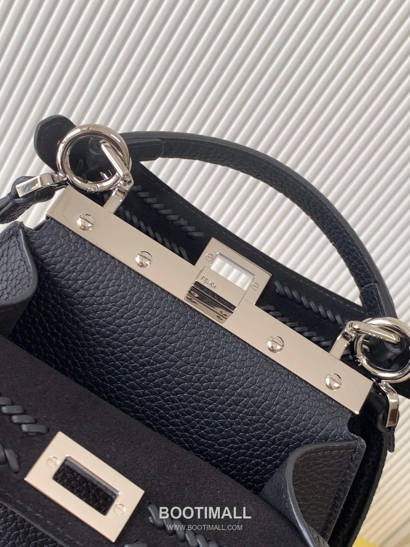Fendi Peekaboo ISeeU Small Cuoio Romano Leather Bag 펜디 피카부 아이씨유 스몰 쿠오이오 로마노 레더 백 20cm 7