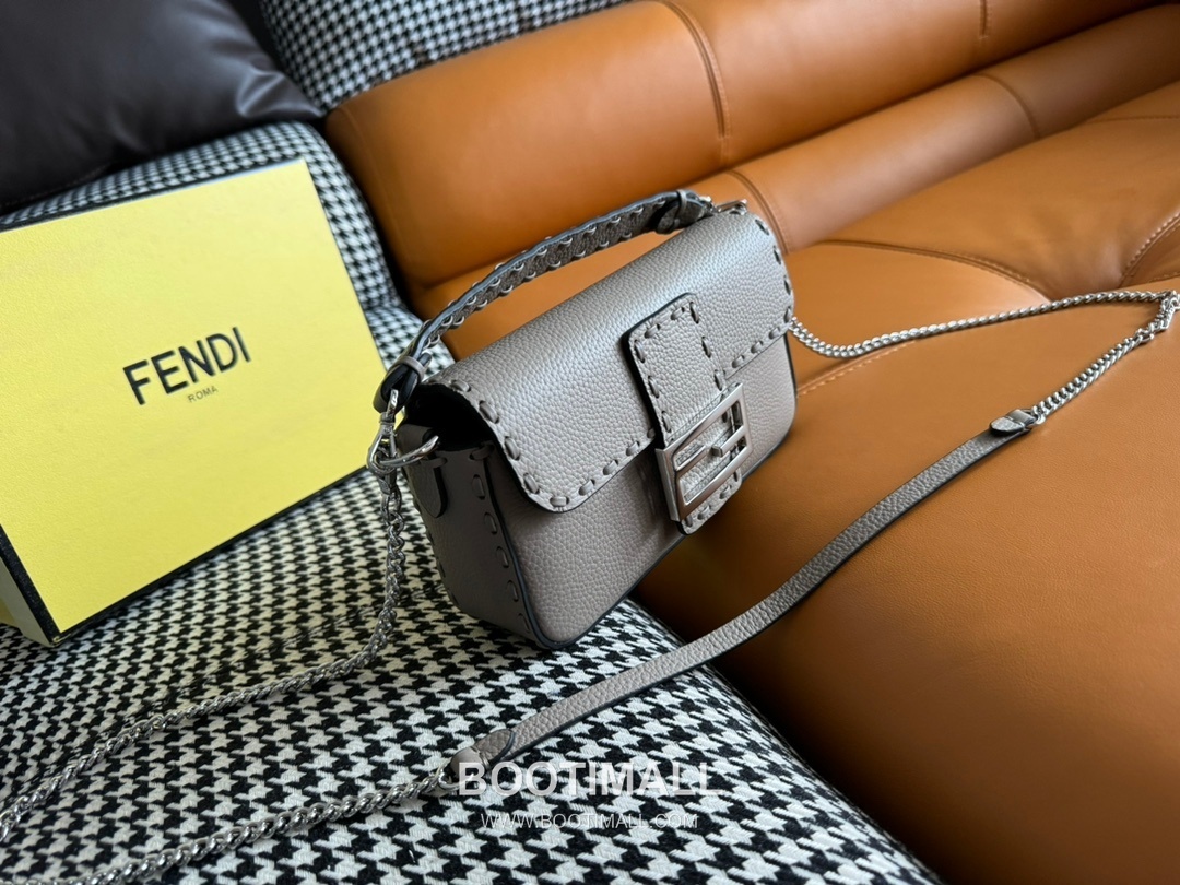 Fendi Baguette Mini Cuoio Romano Leather Bag 펜디 바게트 미니 쿠오이오 로마노 레더 백 20cm 2