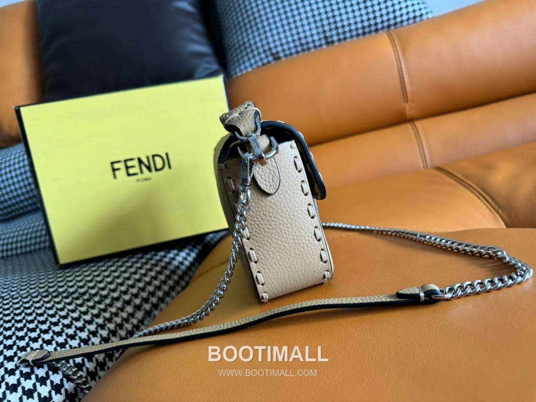Fendi Baguette Mini Cuoio Romano Leather Bag 펜디 바게트 미니 쿠오이오 로마노 레더 백 20cm 3