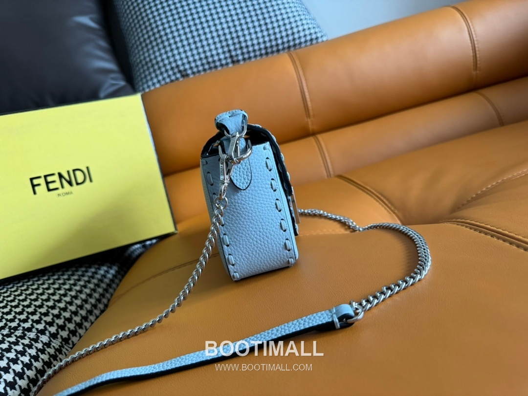 Fendi Baguette Mini Cuoio Romano Leather Bag 펜디 바게트 미니 쿠오이오 로마노 레더 백 20cm 3
