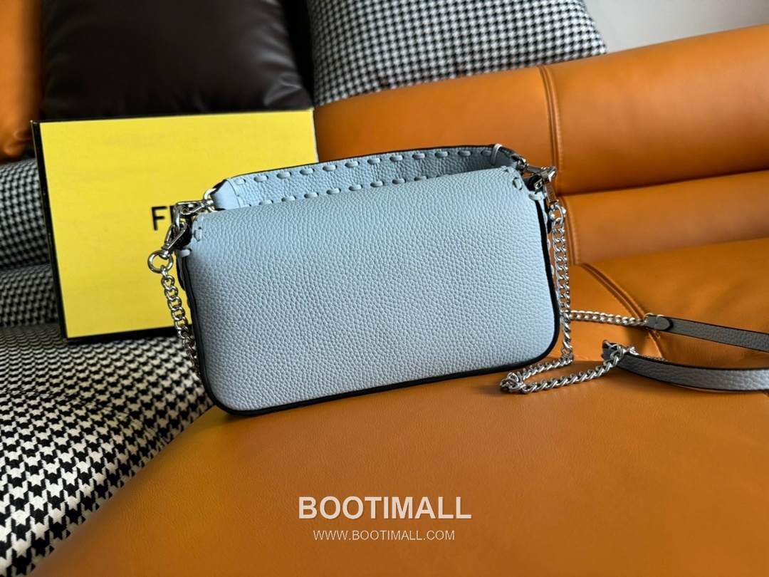 Fendi Baguette Mini Cuoio Romano Leather Bag 펜디 바게트 미니 쿠오이오 로마노 레더 백 20cm 13