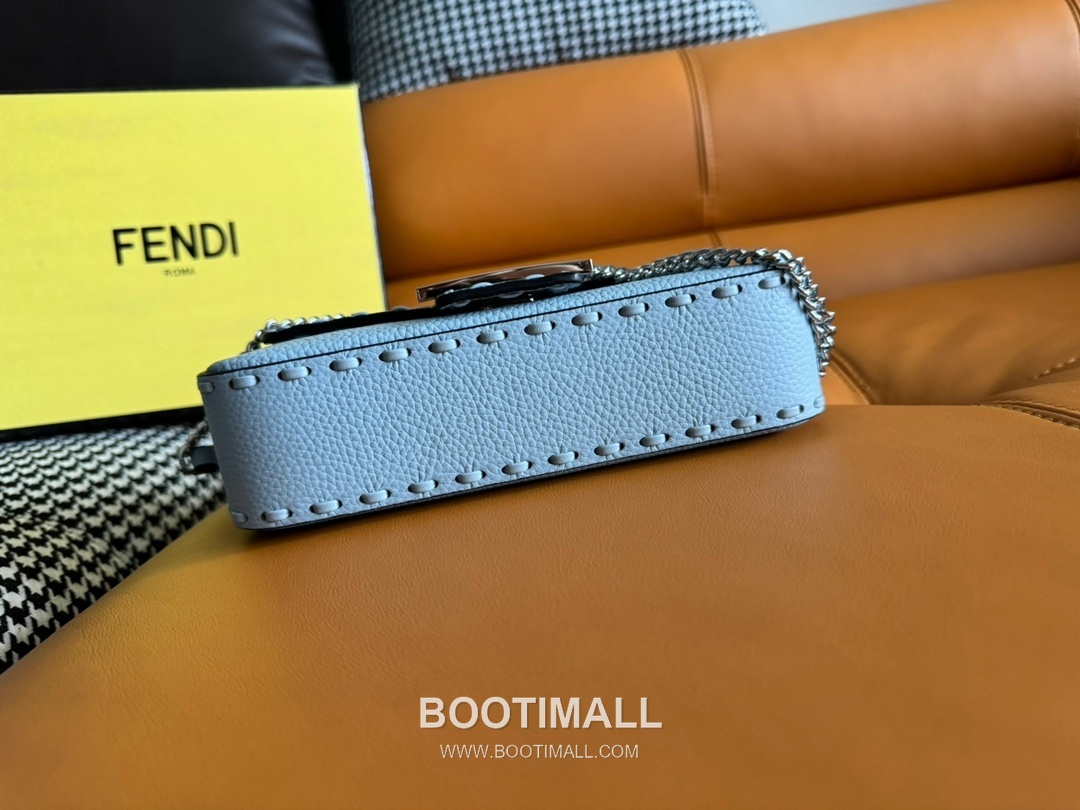 Fendi Baguette Mini Cuoio Romano Leather Bag 펜디 바게트 미니 쿠오이오 로마노 레더 백 20cm 14