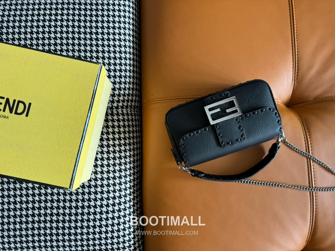 Fendi Baguette Mini Cuoio Romano Leather Bag 펜디 바게트 미니 쿠오이오 로마노 레더 백 20cm 6