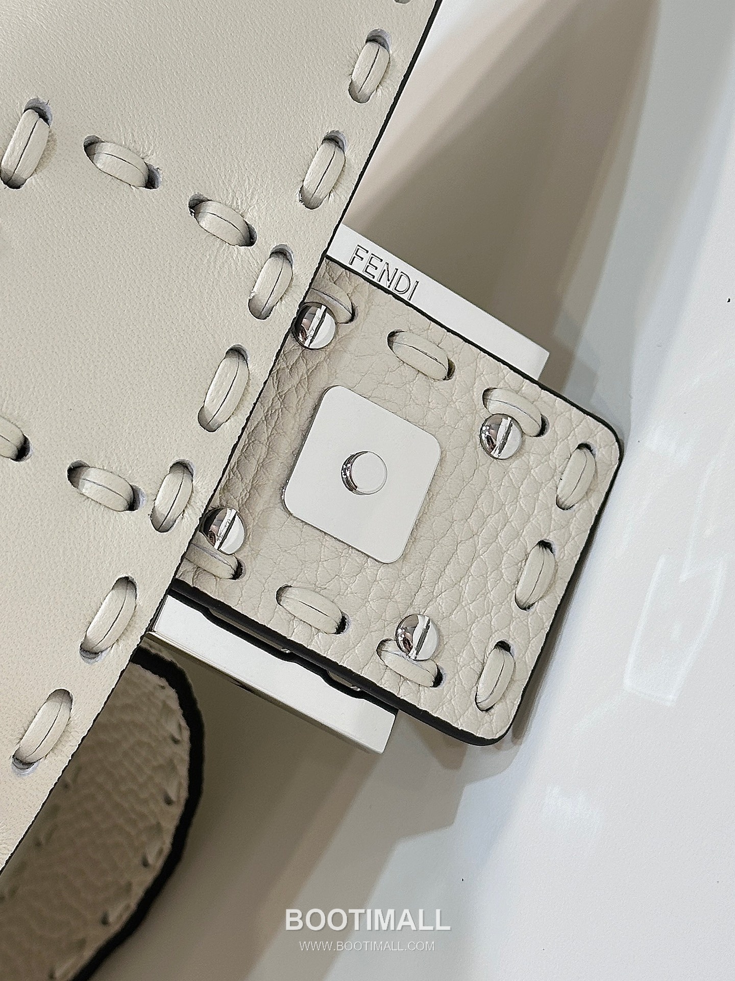 Fendi Baguette Medium Cuoio Romano Leather Bag 펜디 바게트 미디엄 쿠오이오 로마노 레더 백 27cm 5