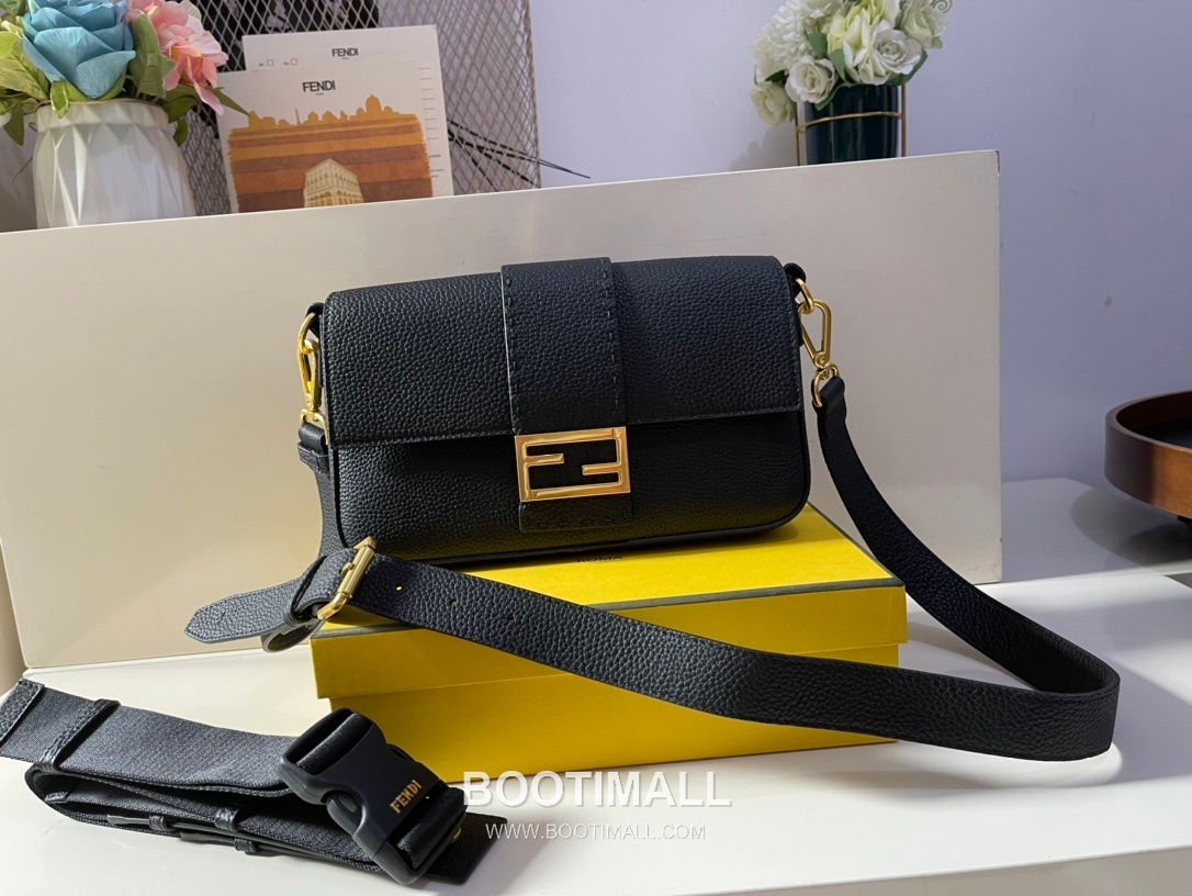 Fendi Baguette Standard Cuoio Romano Leather Bag 펜디 바게트 스탠다드 쿠오이오 로마노 레더 백 28cm 2