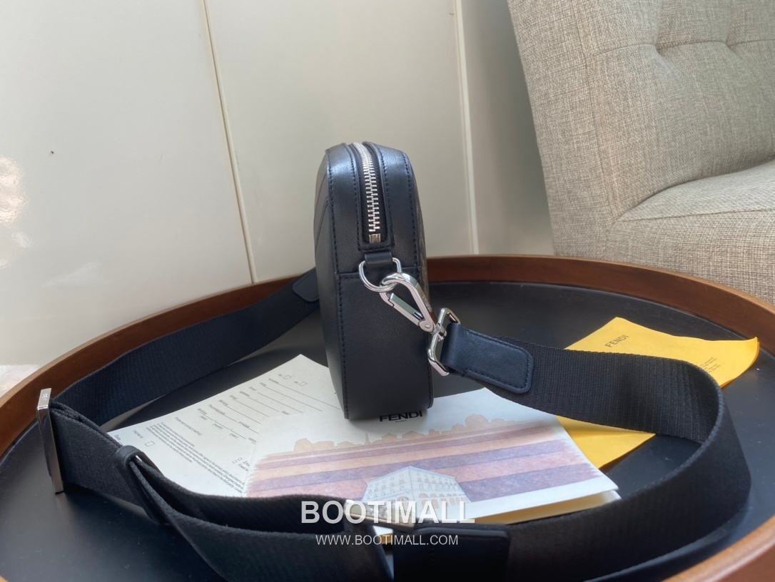 Fendi Camera Case FF Jacquard Fabric Bag 펜디 카메라 케이스 FF 자카드 패브릭 백 22cm 3