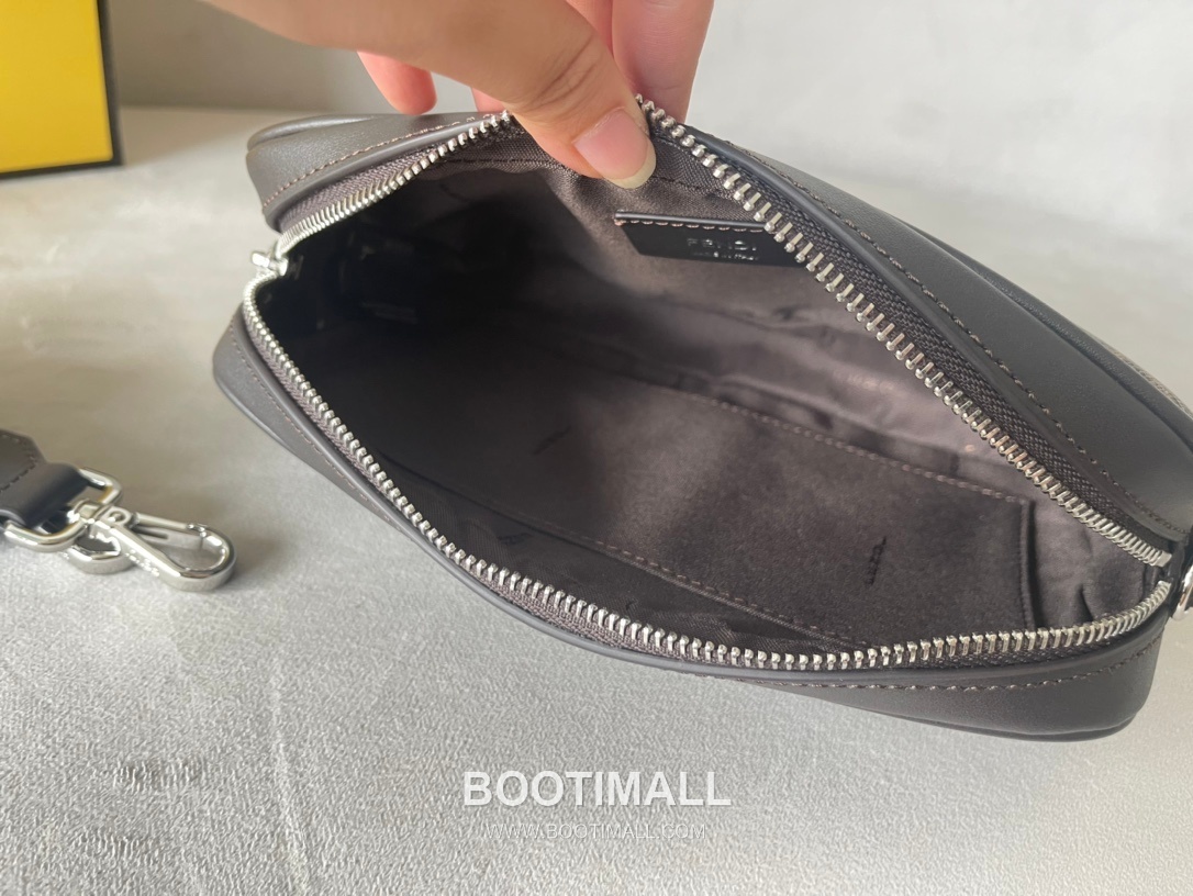 Fendi Camera Case FF Jacquard Fabric Bag 펜디 카메라 케이스 FF 자카드 패브릭 백 22cm 8